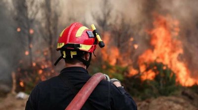 Πυρκαγιά στο Ηράκλειο - Επιχειρούν δυνάμεις της Πυροσβεστικής