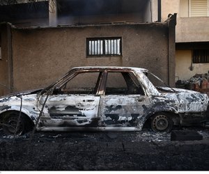 Φωτιά στην Κερατέα: Μάχη με τις αναζωπυρώσεις - LIVE ενημέρωση