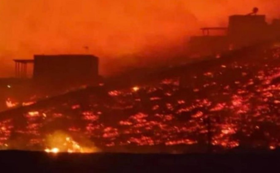 Σέριφος: Εικόνες από την καταστροφική πυρκαγιά στο νησί