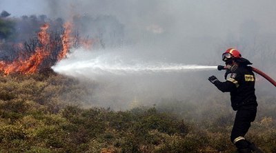 Σε εξέλιξη φωτιά στο Κατωφύγι της Κρήτης - Μήνυμα από το 112