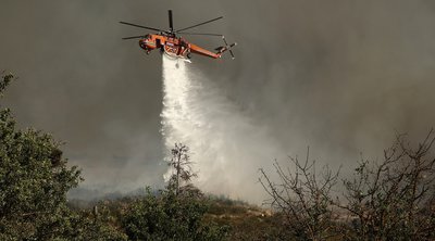 Μάχη των πυροσβεστικών δυνάμεων με τις φλόγες - Πού υπάρχουν ενεργά πύρινα μέτωπα 