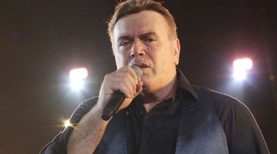 Μανώλης Λιδάκης: Πρόβλημα υγείας για τον τραγουδιστή - Ακυρώνει τις καλοκαιρινές εμφανίσεις του