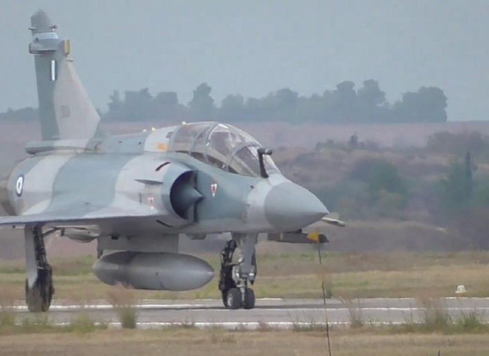 Εγκατάλειψη αεροσκάφους Μ2000-5 στην Τανάγρα – Η ανακοίνωση του ΓΕΑ