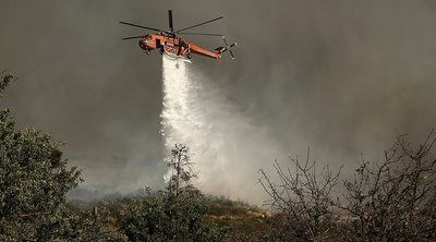 Ηράκλειο: Διάσπαρτες εστίες στην πυρκαγιά στο Γεράκι 