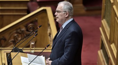 Δημόσια αποδοκιμασία Τασούλα σε Αυγενάκη - Ανακοίνωσε τον αποκλεισμό του βουλευτή από τις συνεδριάσεις 