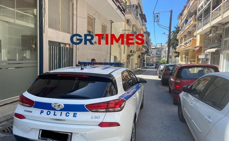 Σοκ στη Θεσσαλονίκη: Φορτηγό παρέσυρε και σκότωσε ηλικιωμένη 