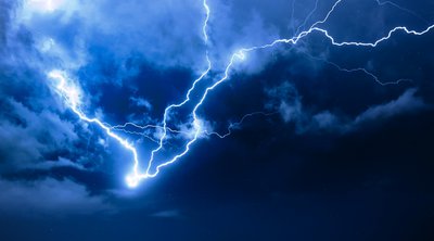 Ξηρή καταιγίδα: Το φαινόμενο που οδηγεί σε ισχυρούς κεραυνούς – Πώς να προστατευθείτε
