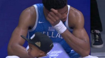 ΒΙΝΤΕΟ - Γιάννης Αντετοκούνμπο: Τα δάκρυα συγκίνησης μετά από την πρόκριση στους Ολυμπιακούς Αγώνες