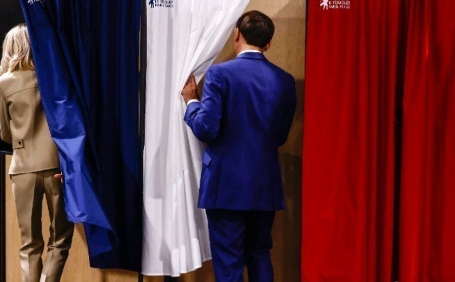 Εκλογές στη Γαλλία: Ρεκόρ συμμετοχής, στο 59,7% μέχρι τις 18:00