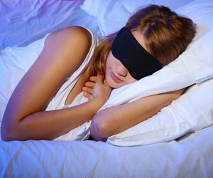 Ύπνος: 5 hacks για να κοιμηθείτε γρήγορα και ξεκούραστα, σύμφωνα με νευροεπιστήμονα

