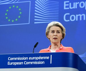 Ούρσουλα φον Ντερ Λάιεν: Στο «τιμόνι» της Ευρωπαϊκής Επιτροπής για ακόμα μια πενταετία
