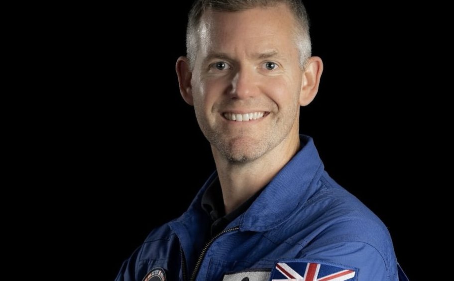 Βρετανός Παραολυμπιονίκης εκπαιδεύτηκε με επιτυχία από την ESA για να γίνει ο πρώτος «παρααστροναύτης» στην ιστορία