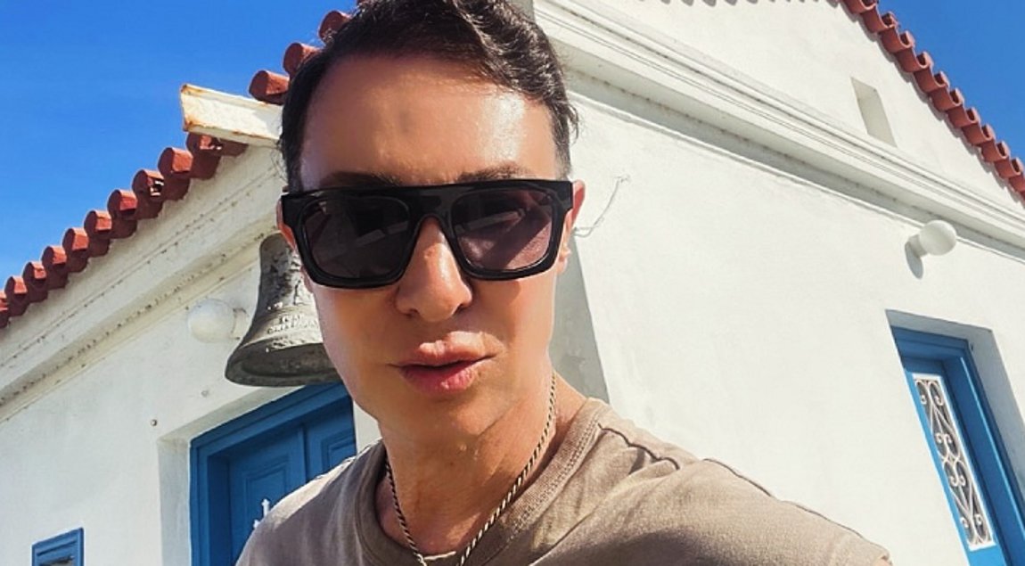 Βασίλειος Κωστέτσος: Στο νοσοκομείο εκτάκτως τα ξημερώματα ο σχεδιαστής