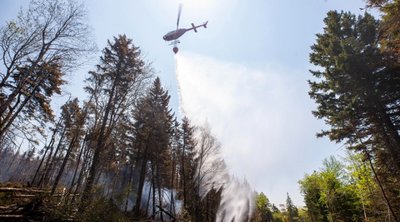 Δασική πυρκαγιά στον Καναδά - Εντολές εκκένωσης δόθηκαν για την πόλη και το εθνικό πάρκο του Τζάσπερ