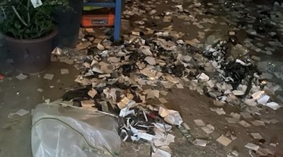 Νότια Κορέα: Μπαλόνια γεμάτα σκουπίδια από τη Βόρεια Κορέα έπεσαν κοντά στο προεδρικό συγκρότημα της Σεούλ 