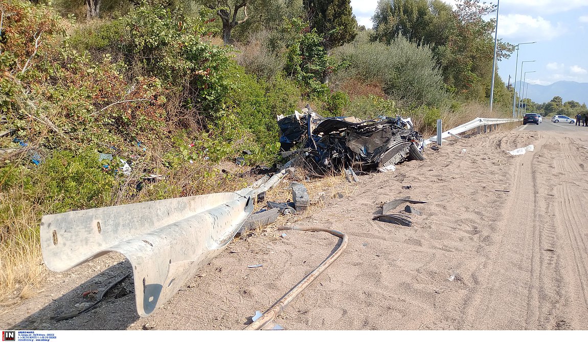 Συγκλονίζουν οι εικόνες από το πολύνεκρο τροχαίο στην Κυπαρισσία