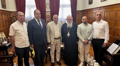 Ο Παλαιστίνιος υπουργός Τουρισμού επισκέφθηκε τον Αρχιεπίσκοπο Ιερώνυμο