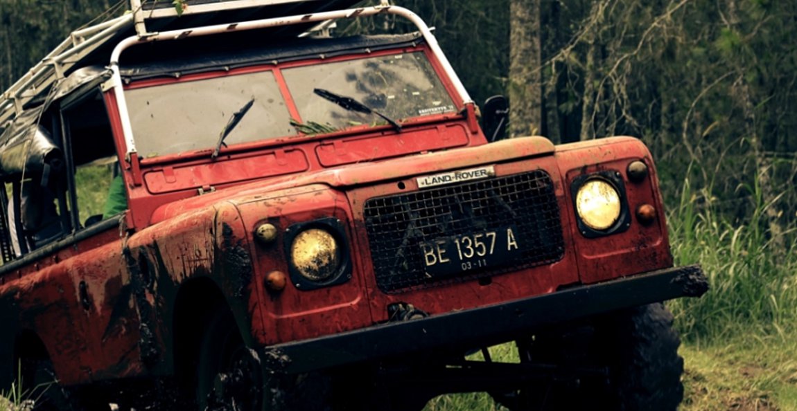 Κόλλησε το αμάξι στη λάσπη; Πως θα το βγάλετε χωρίς πρόβλημα