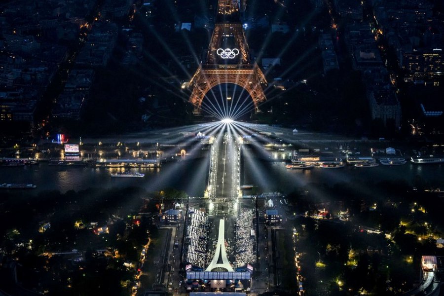 Ολυμπιακοί Αγώνες 2024: Το Παρίσι έλαμψε σε μια φαντασμαγορική τελετή έναρξης
