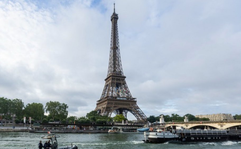 Το Παρίσι καταδίκασε την επίθεση με ρουκέτες στην Ματζάλ Σαμς - Έκανε έκκληση για αυτοσυγκράτηση