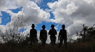 5 δασοφύλακες και επτά στρατιώτες νεκροί σε επίθεση αγνώστων σε εθνικό πάρκο του Μπενίν