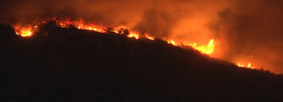Σε εξέλιξη η πυρκαγιά στην Εύβοια – ΒΙΝΤΕΟ