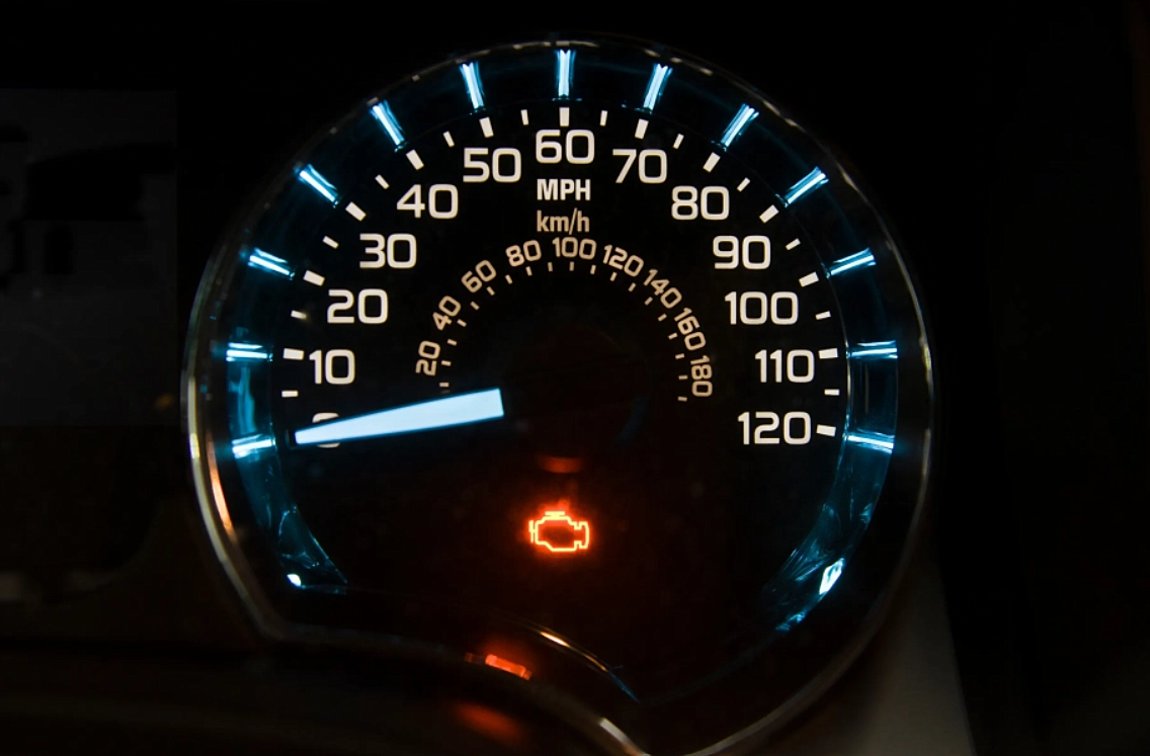 4 λόγοι που το λαμπάκι του κινητήρα είναι αναμμένο
