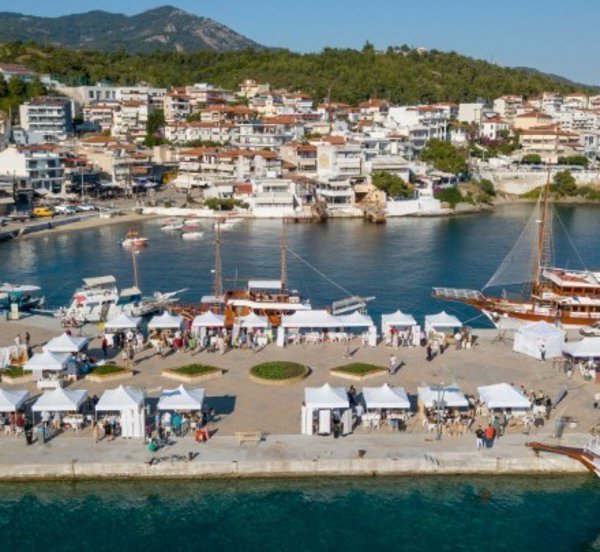 Έρευνα: Χειρότερη τουριστική σεζόν αναμένουν για φέτος οι μισοί επιχειρηματίες της Χαλκιδικής
