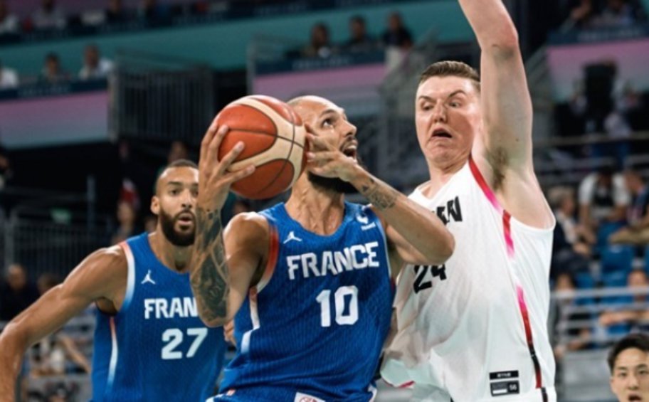 Ολυμπιακοί Αγώνες: Γλίτωσε το «έμφραγμα» η Γαλλία - Επικράτησε της Ιαπωνίας στην παράταση με 94-90