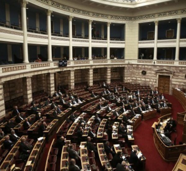 Βουλή: Ψηφίστηκε η ολοκλήρωση της ψυχιατρικής μεταρρύθμισης