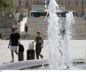 Καιρός: Mε 38°C και μποφόρ μπαίνει ο Αύγουστος