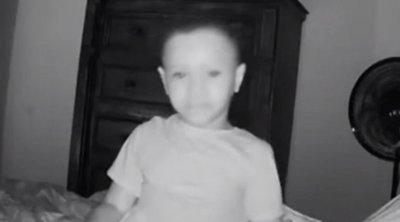 Ανατριχιαστικό βίντεο: Χάκερ παραβίασε κάμερα παρακολούθησης και ψιθύρισε σε 5χρονο