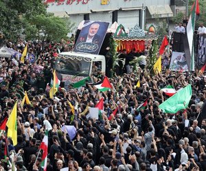 «Καζάνι που βράζει» η Μέση Ανατολή: Φωνές για εκδίκηση στην κηδεία Χανίγια