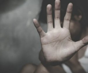 Χαλκιδική: Άγριο περιστατικό ενδοοικογενειακής βίας – Χτύπησε τη σύντροφο και τον 7χρονο γιο τους, έβγαλε και μαχαίρι
