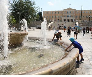 Καιρός: Ανεβαίνει ο υδράργυρος - Yποχωρούν οι ισχυροί άνεμοι
