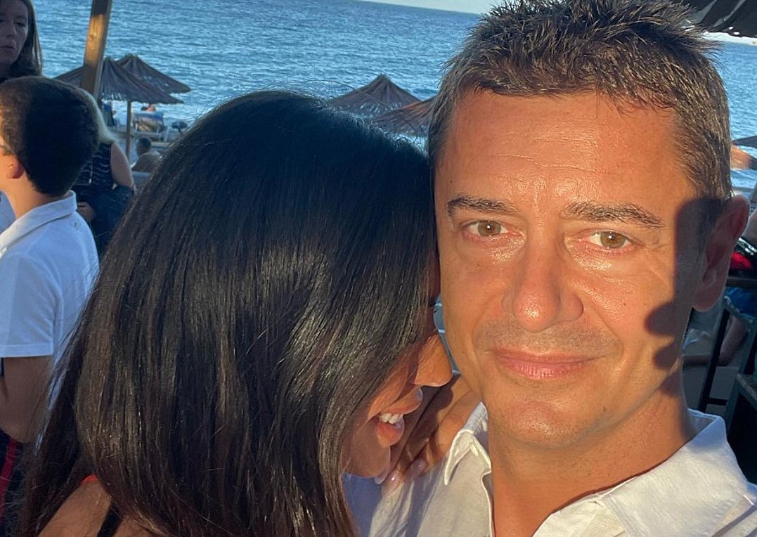 Αντώνης Σρόιτερ-Ιωάννα Μπούκη: Χαλάρωση και βόλτα με το σκάφος στην Κύθνο