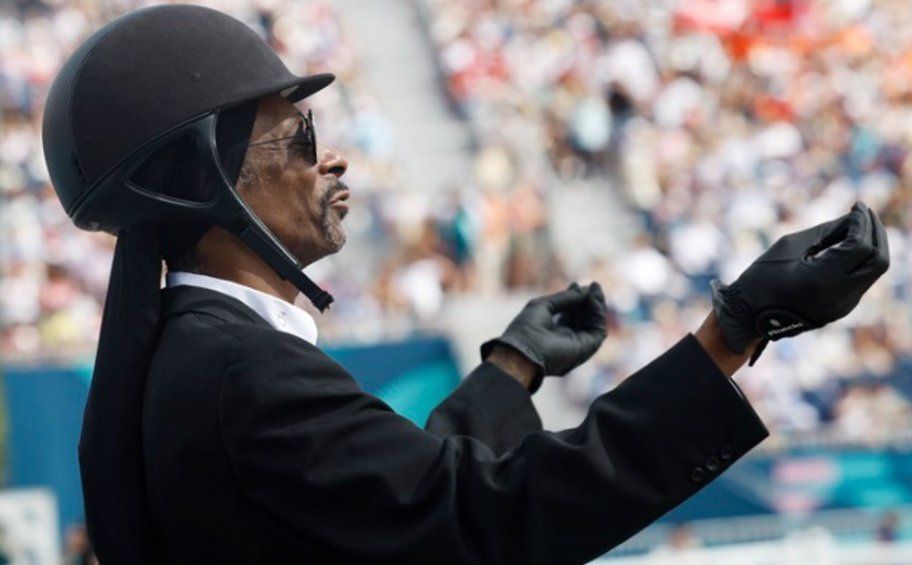 Ολυμπιακοί Αγώνες: Ο Σνουπ Ντογκ... μεταμφιέζεται σε «αναβάτη» στις Βερσαλλίες