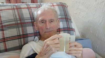 Ο γηραιότερος άνδρας της Ιρλανδίας είναι 108 ετών – Τα 3 μυστικά που ενίσχυσαν τη μακροζωία του