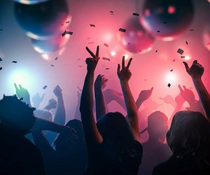 Μύκονος: Πριβέ πάρτι φοροδιαφυγής με... γαλλικό άρωμα εντοπίζει η ΑΑΔΕ - Το έσκασε ο DJ