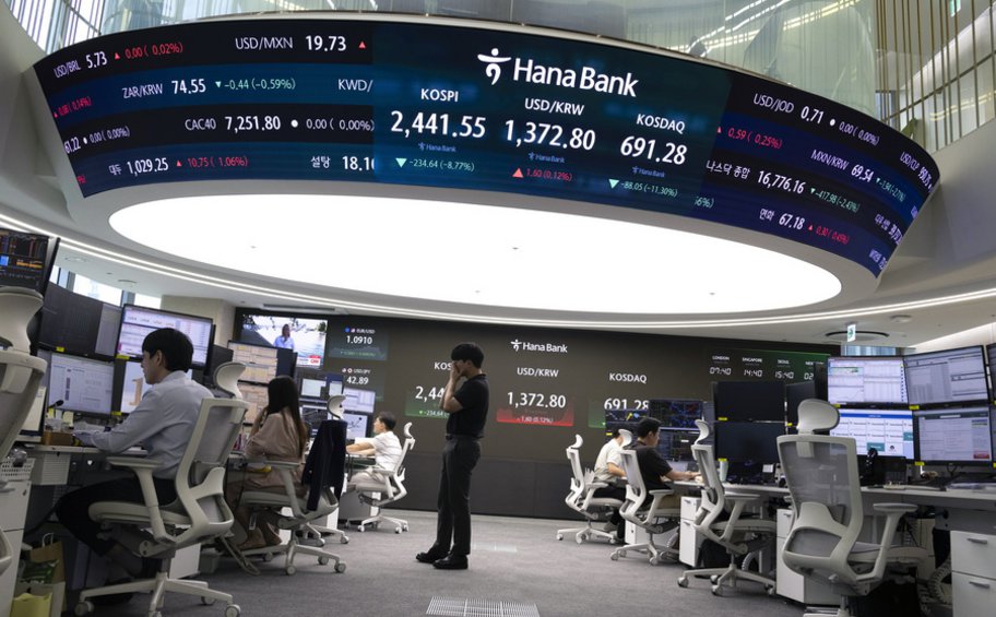 «Μαύρη» Δευτέρα για τις διεθνείς αγορές - Σε πτώση τα ευρωπαϊκά χρηματιστήρια