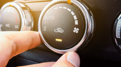 Ανακύκλωση αέρα αυτοκινήτου: Πότε και πώς το χρησιμοποιούμε σωστά - tips για καλύτερη απόδοση του κλιματισμού

