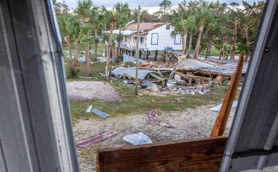 Φλόριντα: Τουλάχιστον τέσσερις νεκροί από την καταιγίδα Ντέμπι - Κίνδυνος για καταστροφικές πλημμύρες - BINTEO
