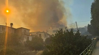 Πύρινο μέτωπο στο νότιο Ρέθυμνο - Εκκενώθηκε η Αγία Παρασκευή