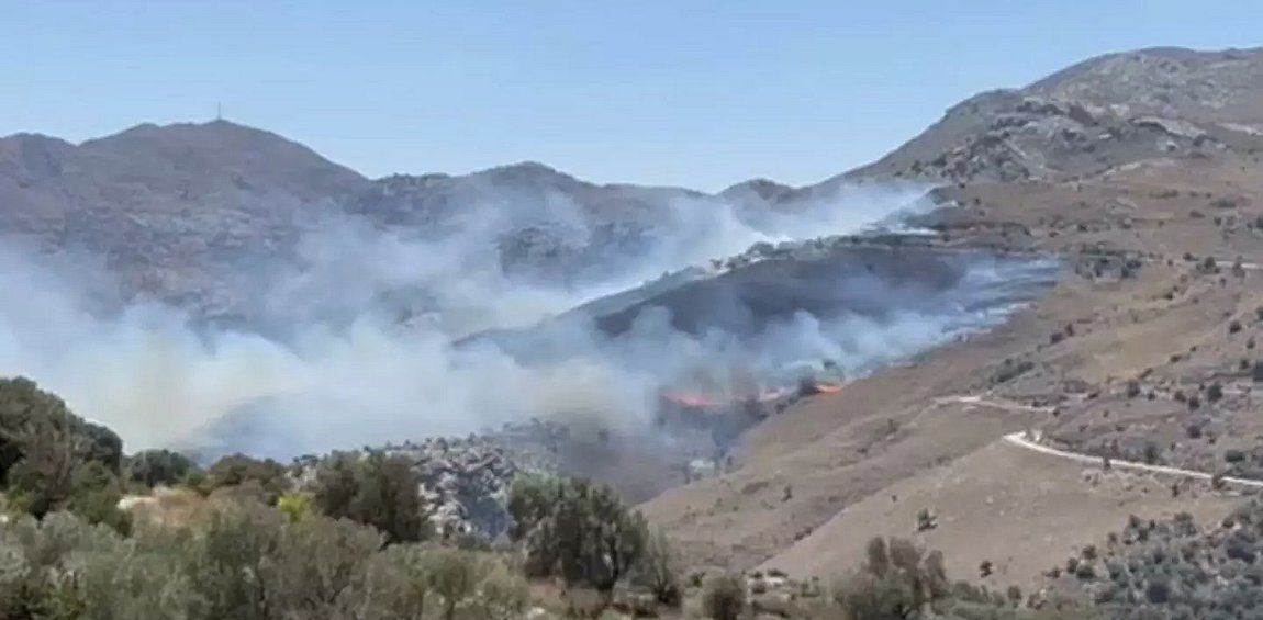 Σε εξέλιξη φωτιά στο Ρέθυμνο - Μήνυμα από το 112 - Εκκενώνεται οικισμός