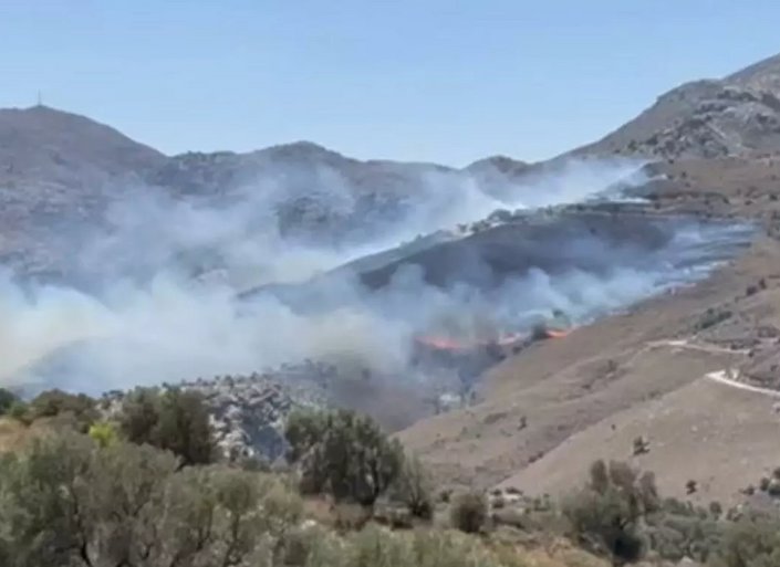 Σε εξέλιξη φωτιά στο Ρέθυμνο - Μήνυμα από το 112 - Εκκενώνεται οικισμός