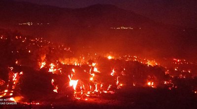 Φωτιά στο Ρέθυμνο: Ολονύχτια μάχη με τις φλόγες - Εκκενώθηκαν 9 χωριά