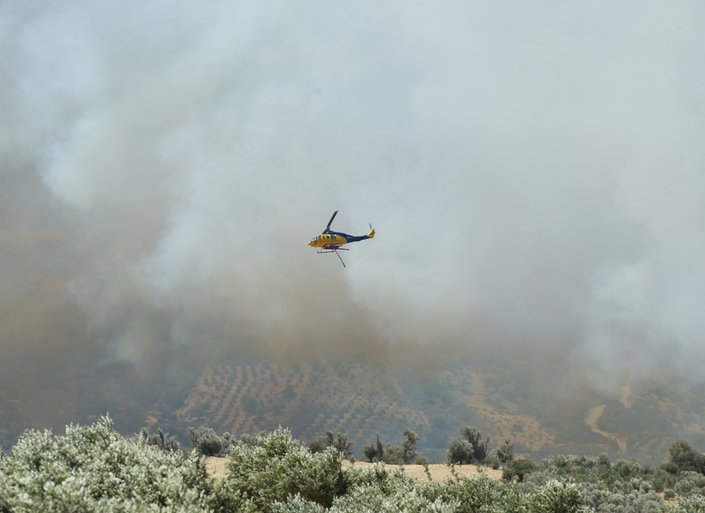 Πυρκαγιά στο Ρέθυμνο: Συνεχίζεται η μάχη με τις φλόγες - Εκκενώθηκαν χωριά - Μεγάλες καταστροφές 