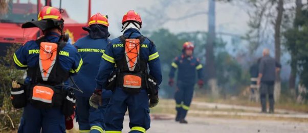 Συναγερμός στην Πολιτική Προστασία για τις πυρκαγιές: «Η μισή Ελλάδα στο κόκκινο»