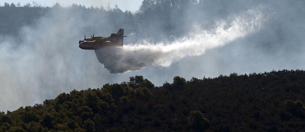 Μάχη της Πυροσβεστικής με τις φλόγες: Πού υπάρχουν ενεργά πύρινα μέτωπα - LIVE ενημέρωση