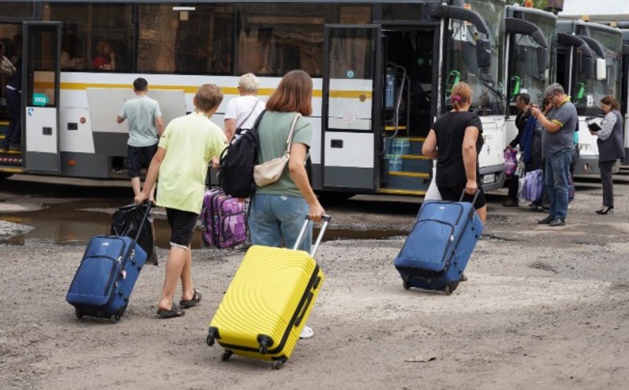 Ρωσία: Τουλάχιστον 12 άμαχοι σκοτώθηκαν και 120.000 έχουν εγκαταλείψει τα σπίτια τους από την έναρξη της ουκρανικής εισβολής